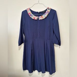 Jessica Simpson blue dress with flower Peter Pan  collar